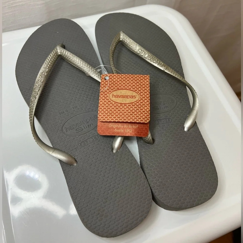 Havaianas Women's Flip Flops Sandal Steel Grey US Size 6 - Picture 2 of 6